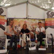 EU i verden: Du tror, det er løgn (og måske er det)! Debat i anledning af European Year For Development. Stine Bosse, Jeppe Kofod og Thomas Ravn-Pedersen debatterer EUs rolle i udviklingslande.